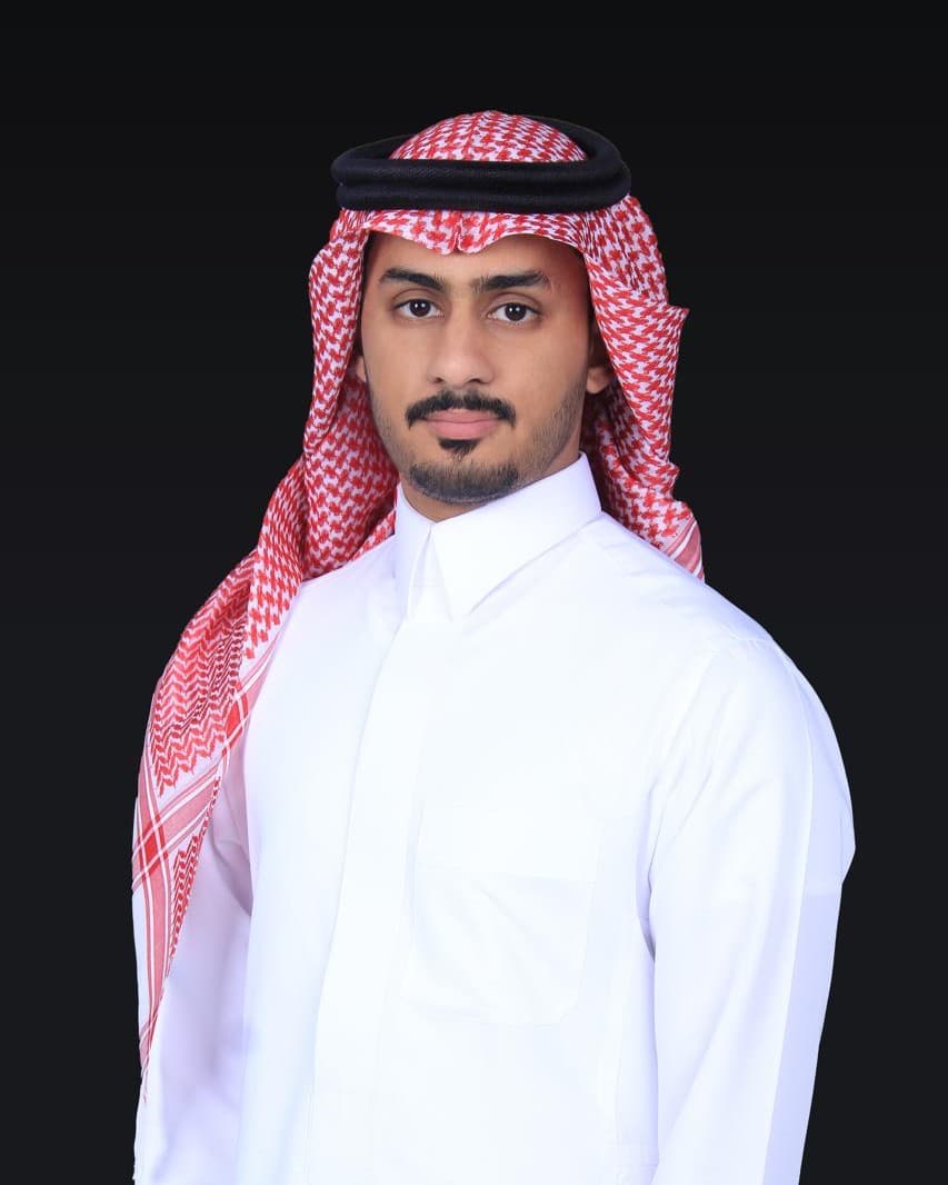 Professional portrait of Feras Almahre, an Electrical Engineering student specializing in Communications and Electronics.
